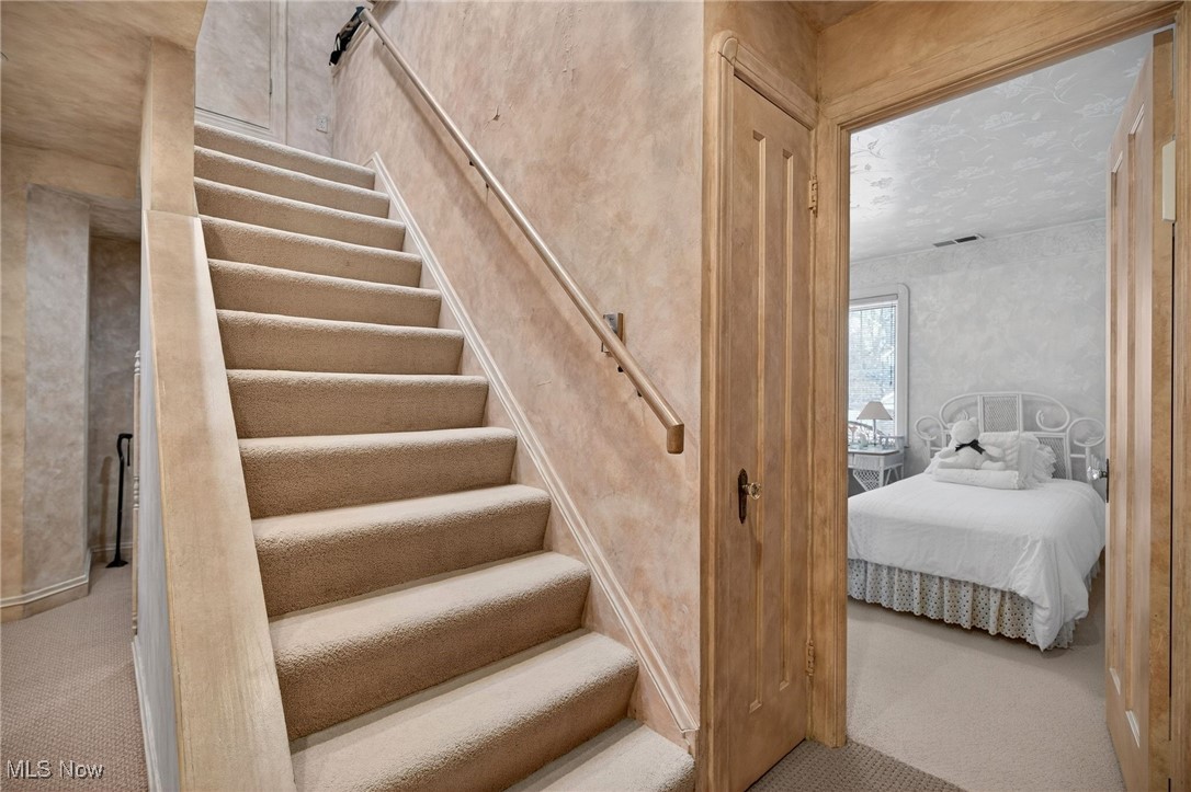 Associated Investment Co Taylo - Residential