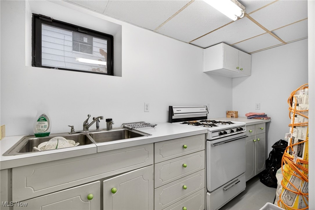 Associated Investment Co Taylo - Residential