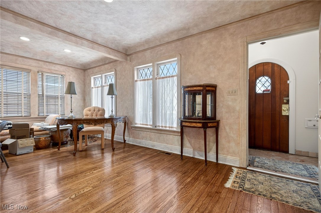 Associated Investment Co Taylo - Residential