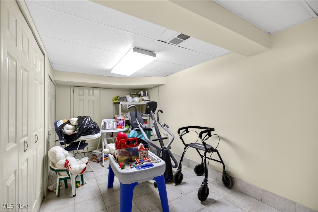 Associated Investment Co Taylo - Residential