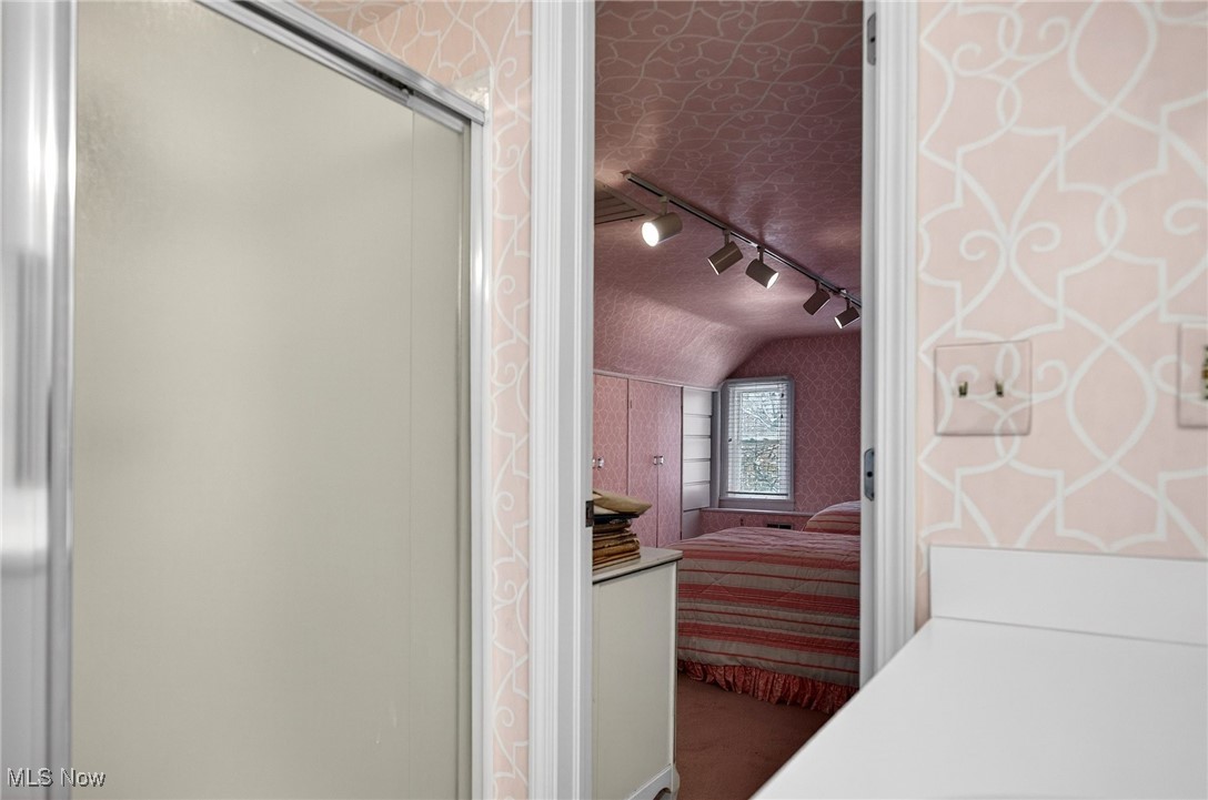 Associated Investment Co Taylo - Residential