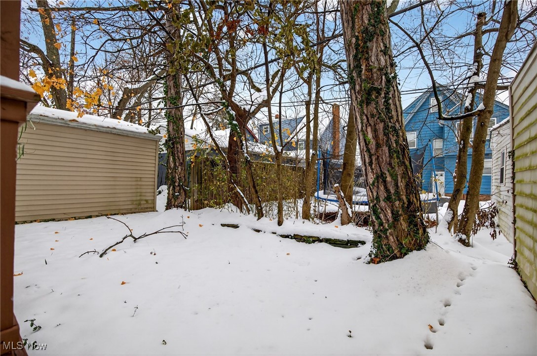 3498 Bainbridge Road