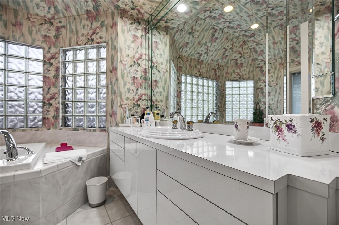 Associated Investment Co Taylo - Residential