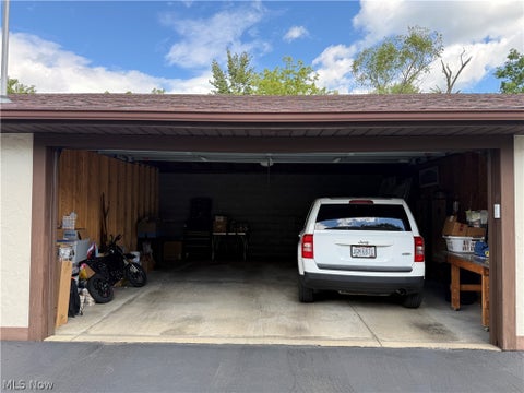 Tiny photo for 852 Pearson Circle #4, Boardman, OH 44512 (MLS # 5239281)