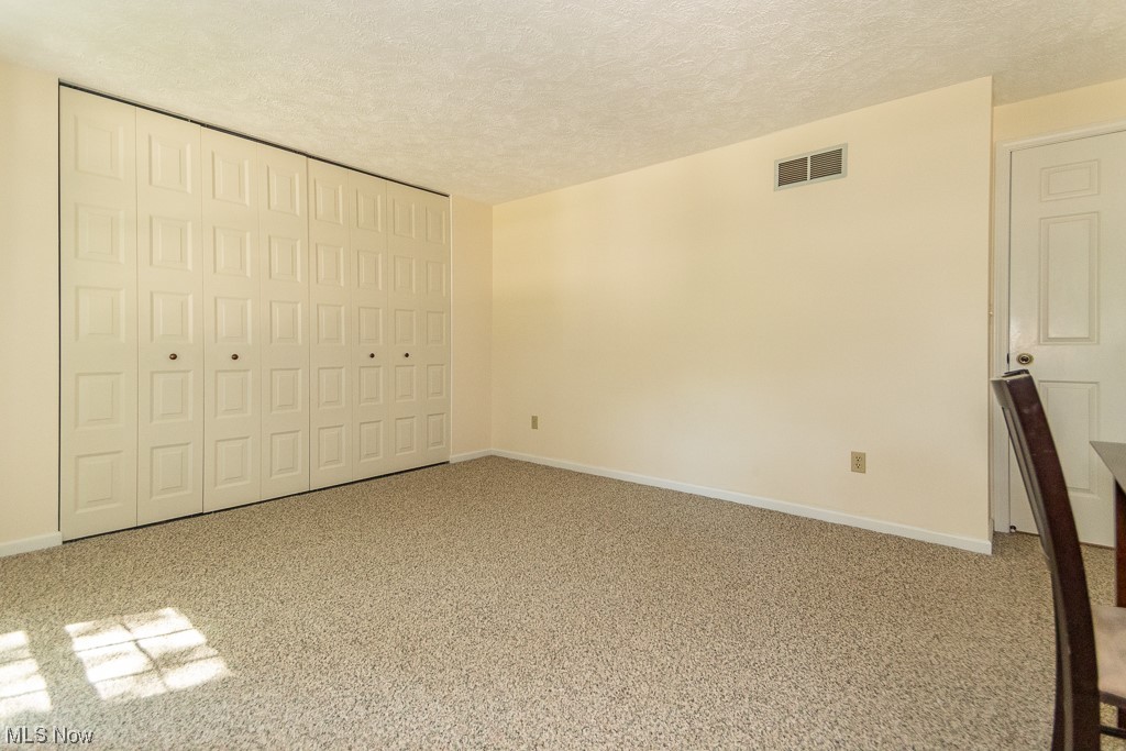 Lake Grove Estates - Residential