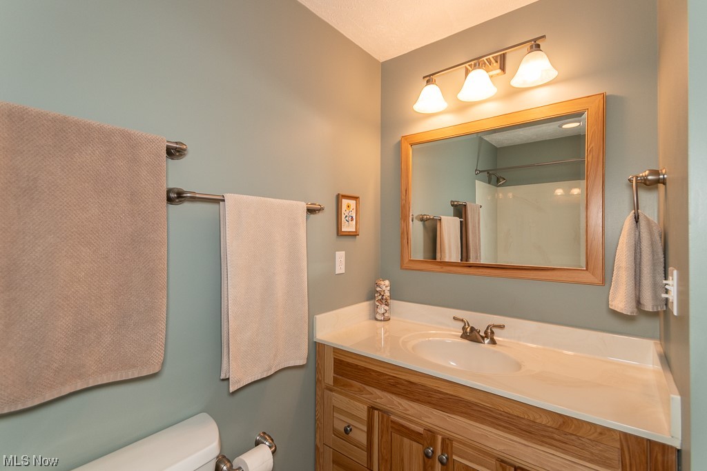 Lake Grove Estates - Residential