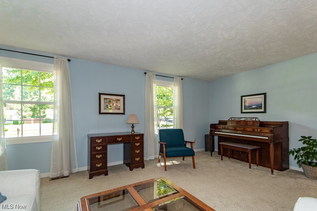 Lake Grove Estates - Residential