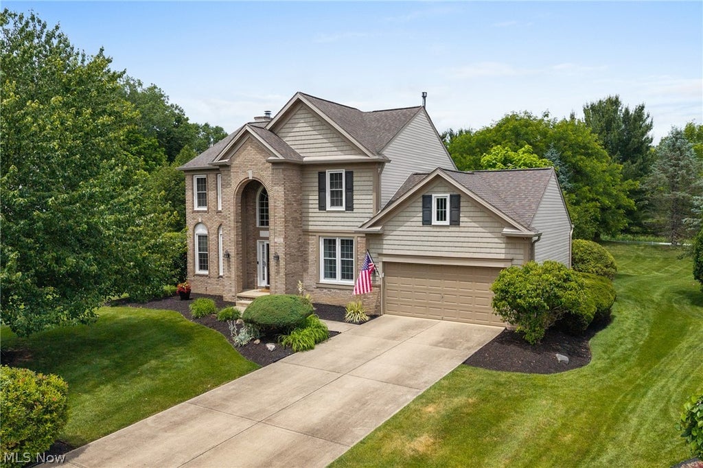 Photo of 559 Alliance Drive, Sagamore Hills, OH 44067 (MLS # 5220469)