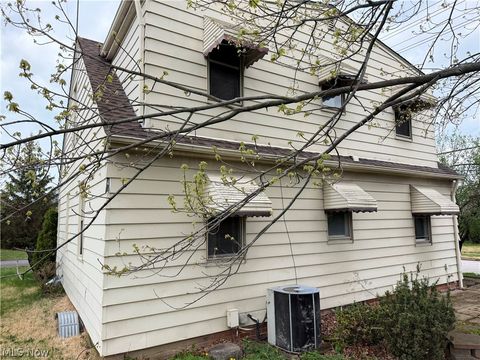 Tiny photo for 871 E 232nd Street, Euclid, OH 44123 (MLS # 5201455)