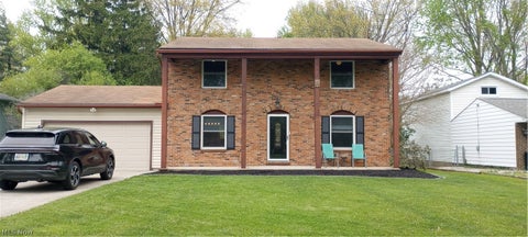 8552 Usher Road, Olmsted Twp, OH 44138 - #: 5197305