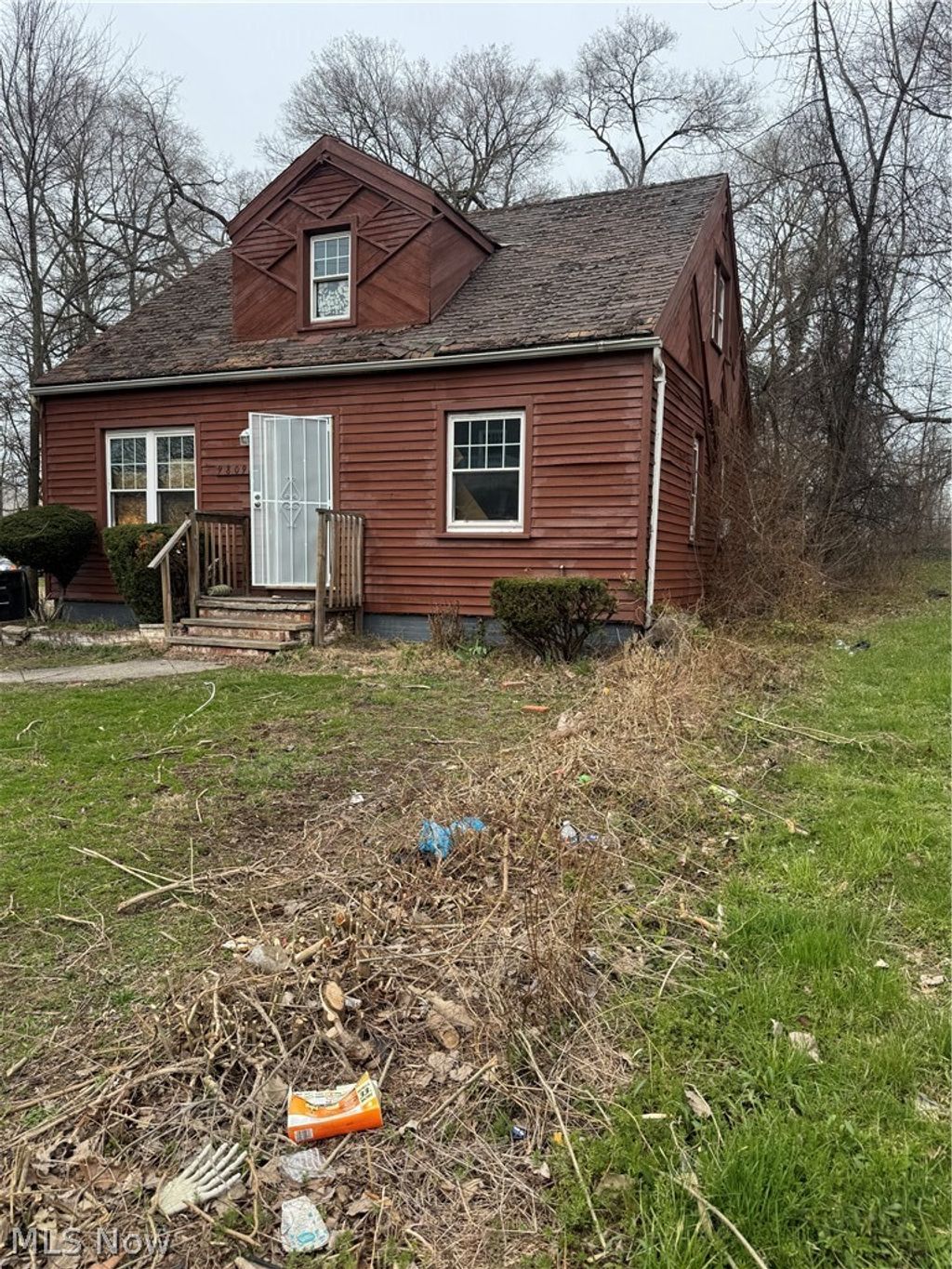 Photo of 9809 Marah Avenue, Cleveland, OH 44104 (MLS # 5201502)