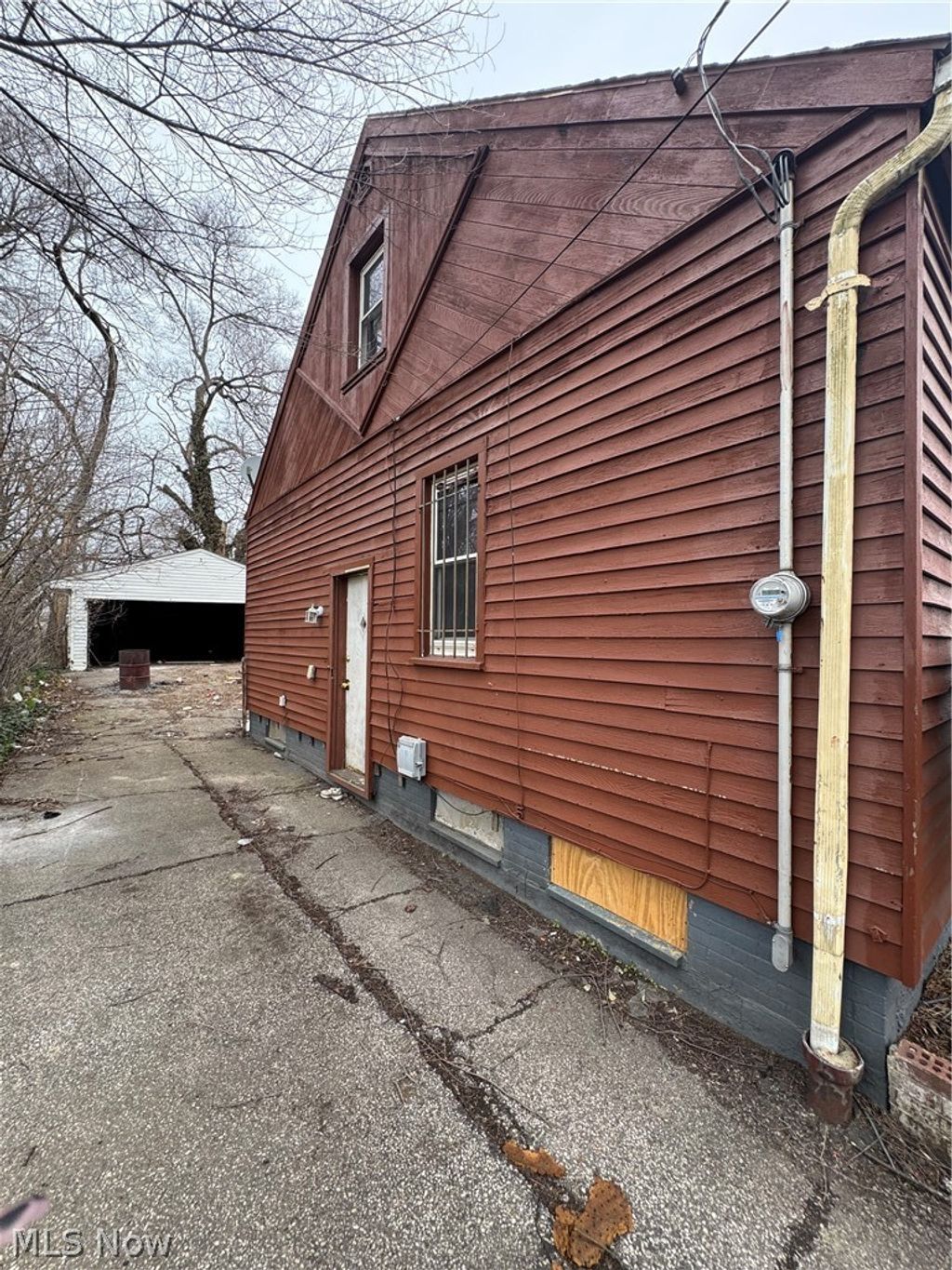 Photo of 9809 Marah Avenue, Cleveland, OH 44104 (MLS # 5201502)