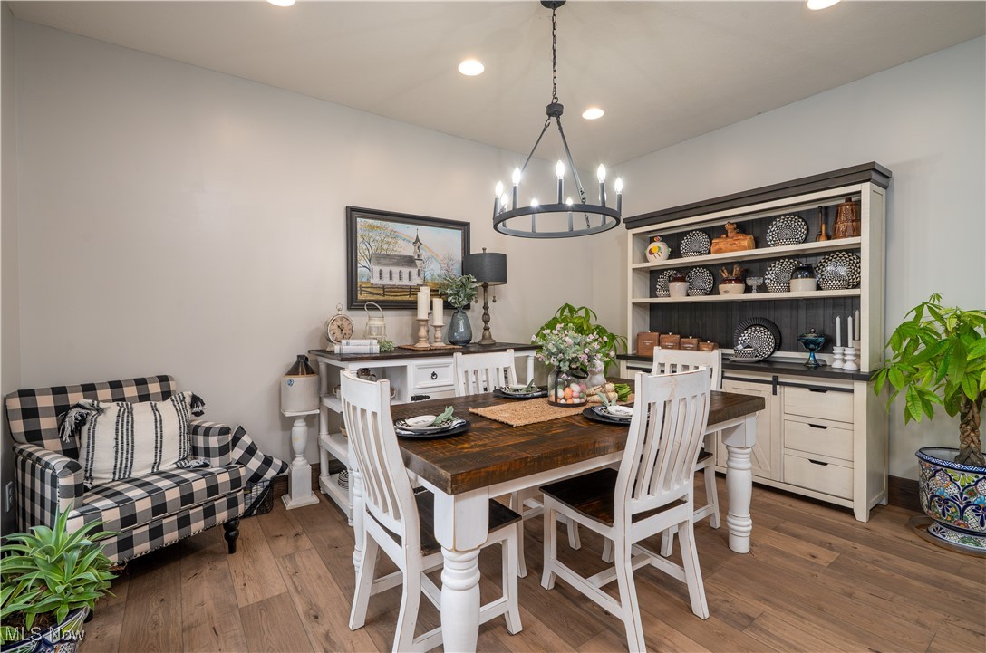 1553 Championship Circle, Massillon, Ohio image 7