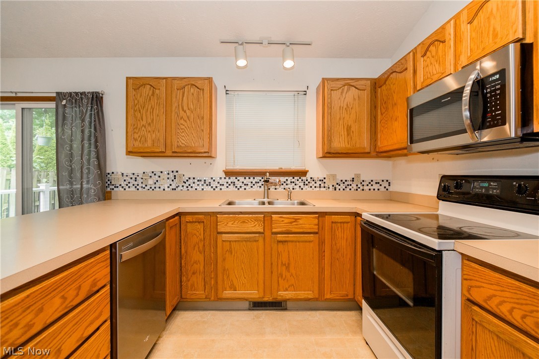 Ridgeville Heights 02 - Residential