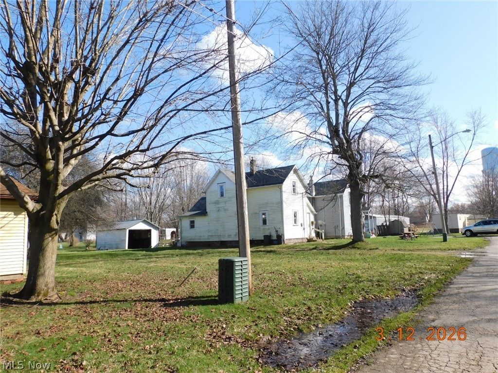 Photo of 522 Shackson Street, Conneaut, OH 44030 (MLS # 5198414)