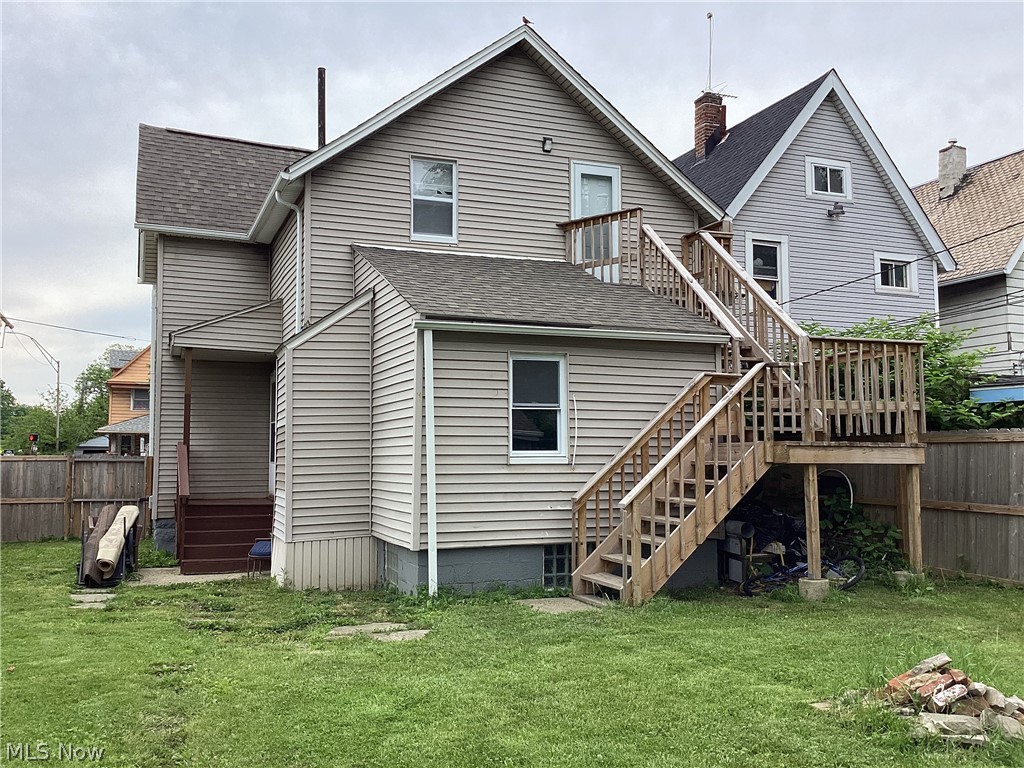 2233 W 98th