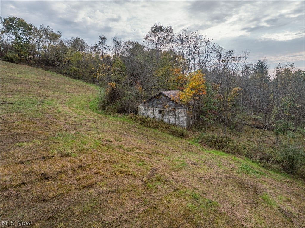7733 Elliott Road