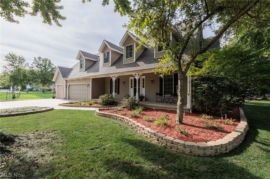 32263 Plumbrook Court