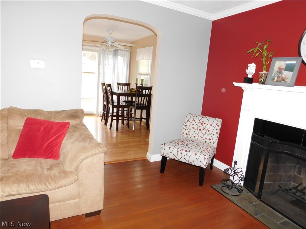 H L Firestones Oak Hill Allot - Residential