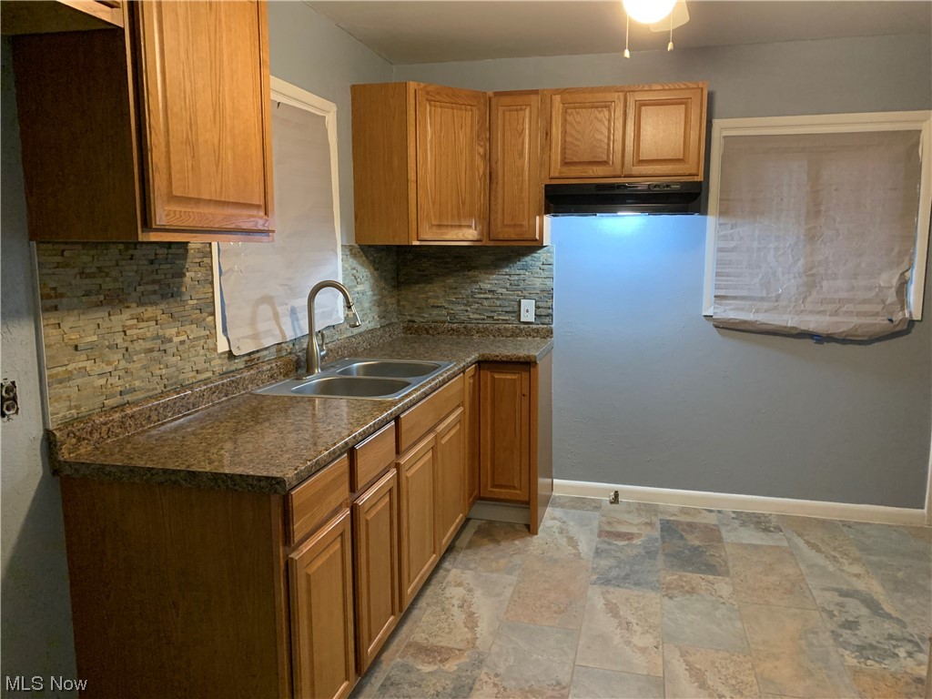 Lee Homes - Residential