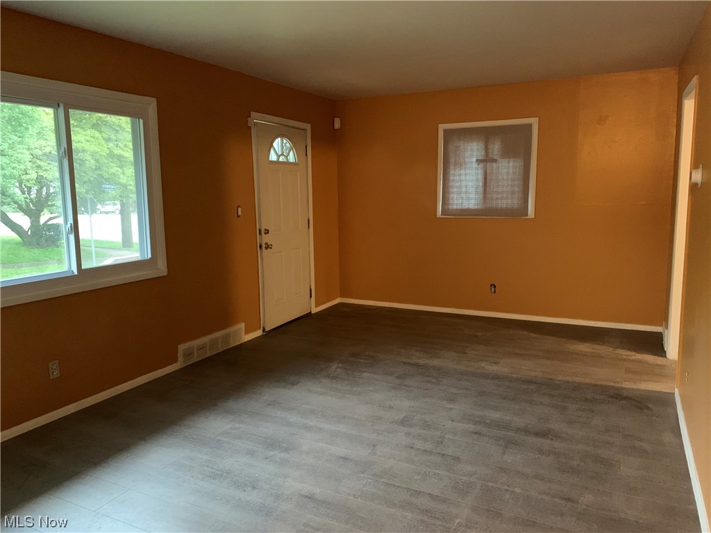 Lee Homes - Residential