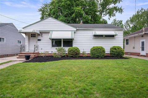 Homes For Sale - 4353 W 182nd Street<br/> Cleveland, OH 44135