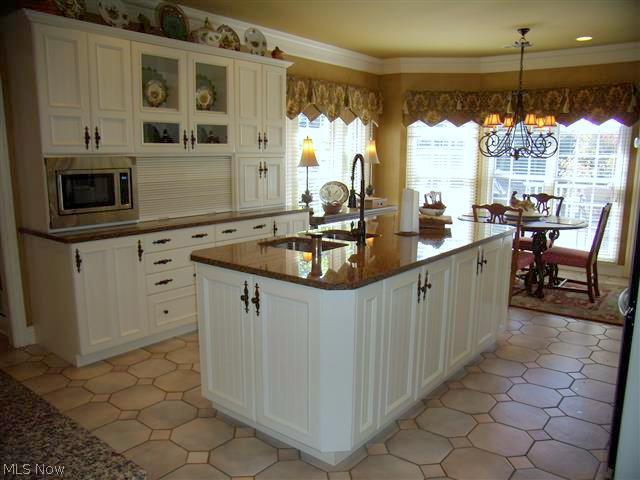 Glenmoor Estates - Residential