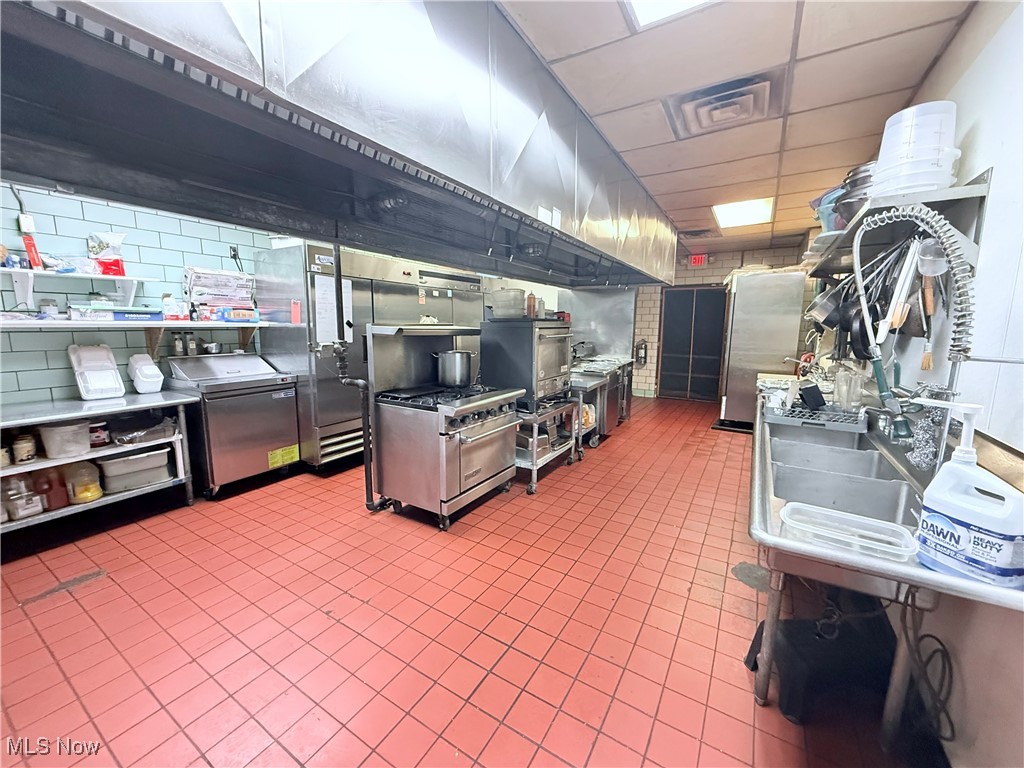 City/Massillon - Commercial Sale