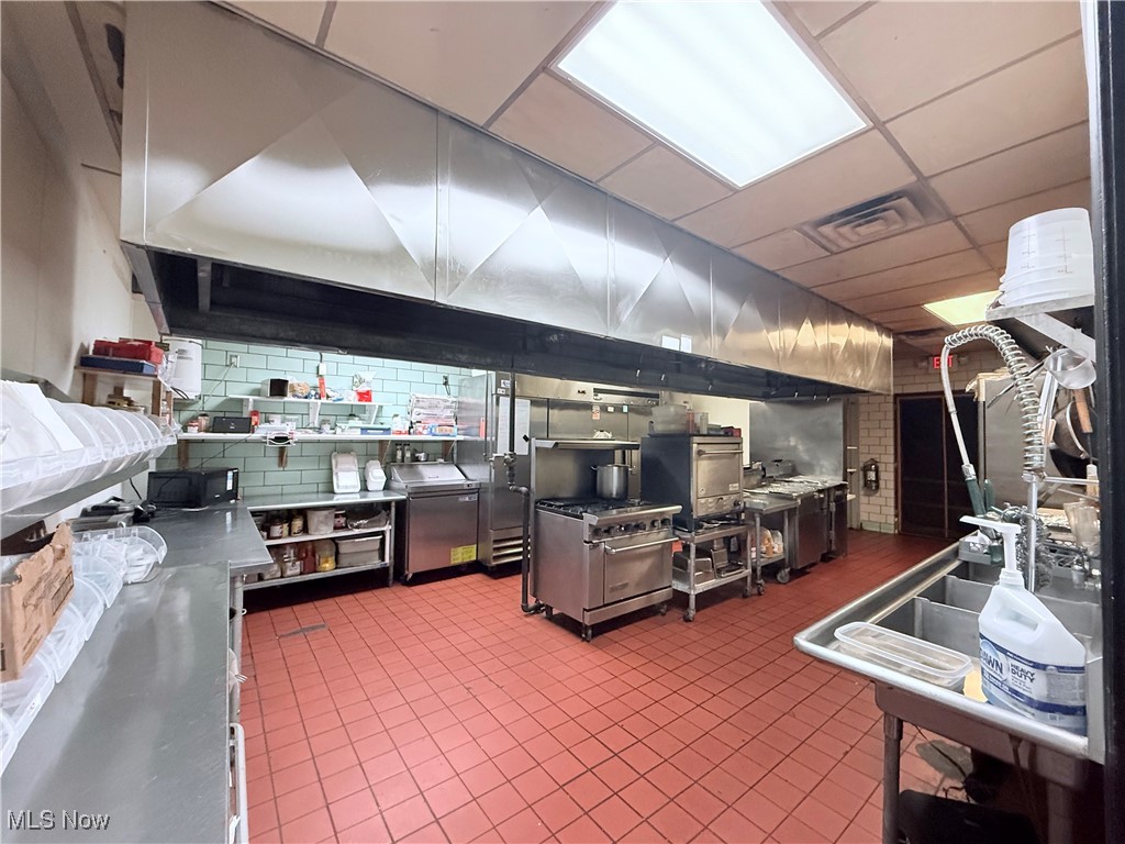 City/Massillon - Commercial Sale