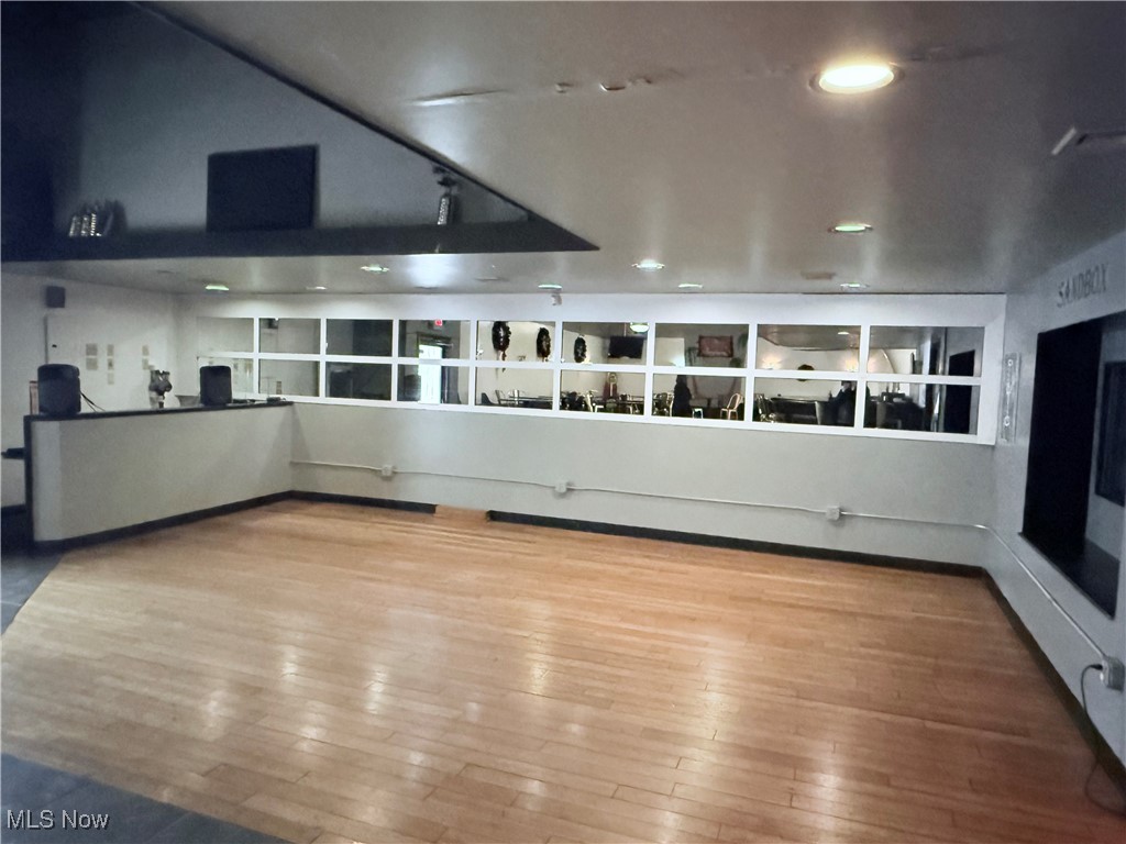 City/Massillon - Commercial Sale