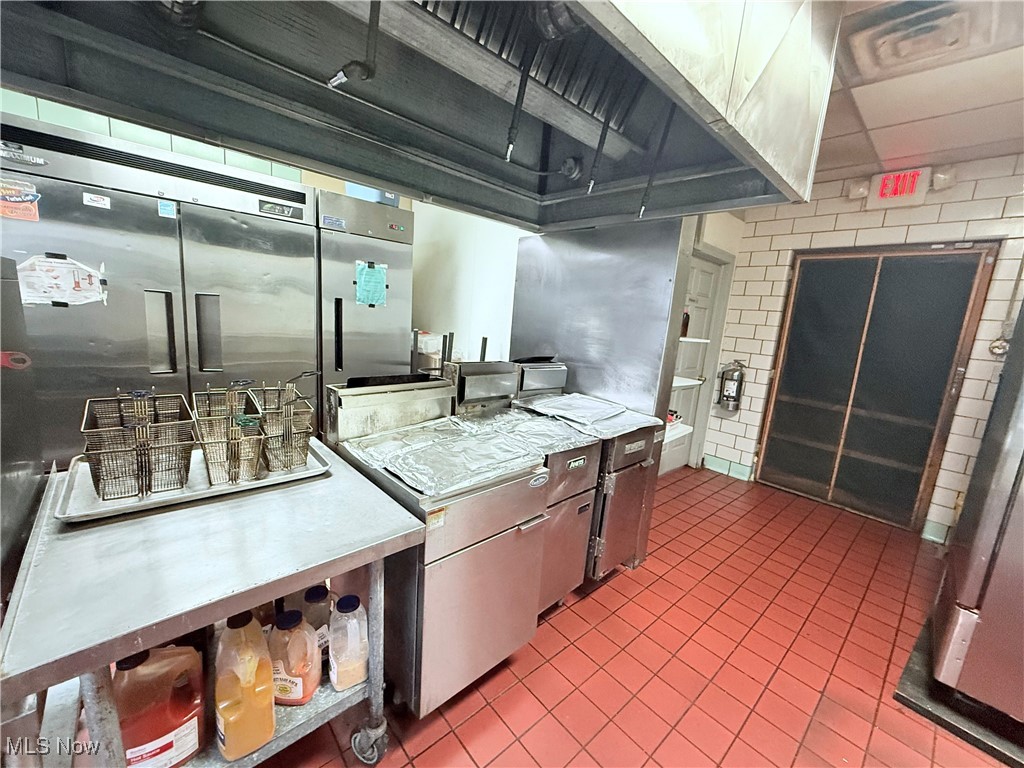 City/Massillon - Commercial Sale