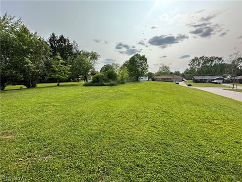 Vacant Land For Sale - Creed Circle<br/> Campbell, OH 44405
