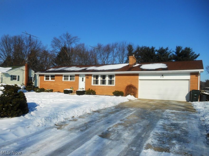Nice brick ranch with a large fenced lot in Jackson LSD. Some recent updates are the roof, windows and main bath. Big family room with a fireplace.