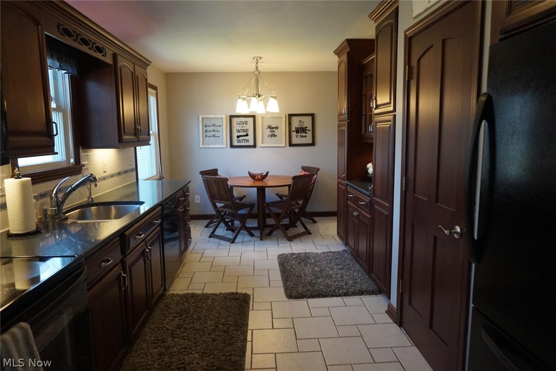 Lyndhurst Mdws 04 - Residential