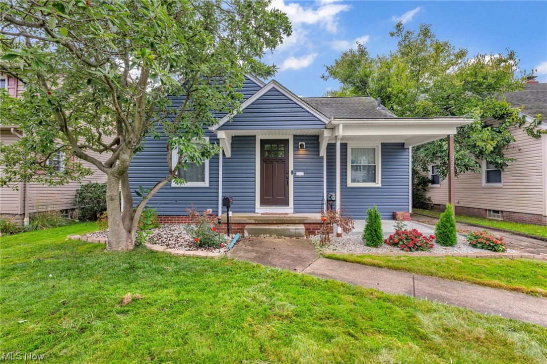 This charming Cape in a great Firestone Park neighborhood is ready for its next owner! Absolutely nothing to do but move in here. An inviting front porch and a beautiful Magnolia tree welcomes you to this humble abode. A sizeable living room, updated eat-in kitchen, two bedrooms, and an updated bath complete the first level. Upstairs you'll find a bright and airy master bedroom with fresh paint and newer carpet! A/C was just installed in 2021 in additon to many other significant updates throughout the home within the last several years. With a private back yard in a quiet neighborhood near highway access, the location can't be beat! Home warranty included for added peace of mind. Call your favorite Realtor to set up a time to see what this great home has to offer!