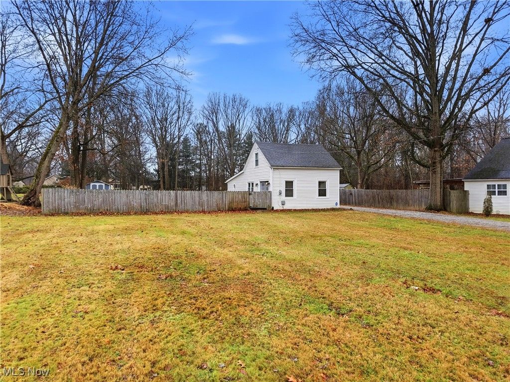 Photo of 2066 King Drive, Stow, OH 44224 (MLS # 5182540)