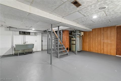 Tiny photo for 2342 25th Street, Cuyahoga Falls, OH 44223 (MLS # 5202845)