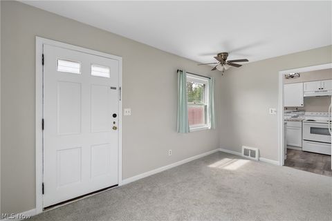 Tiny photo for 2342 25th Street, Cuyahoga Falls, OH 44223 (MLS # 5202845)