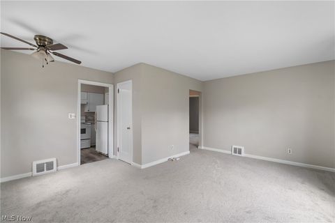 Tiny photo for 2342 25th Street, Cuyahoga Falls, OH 44223 (MLS # 5202845)