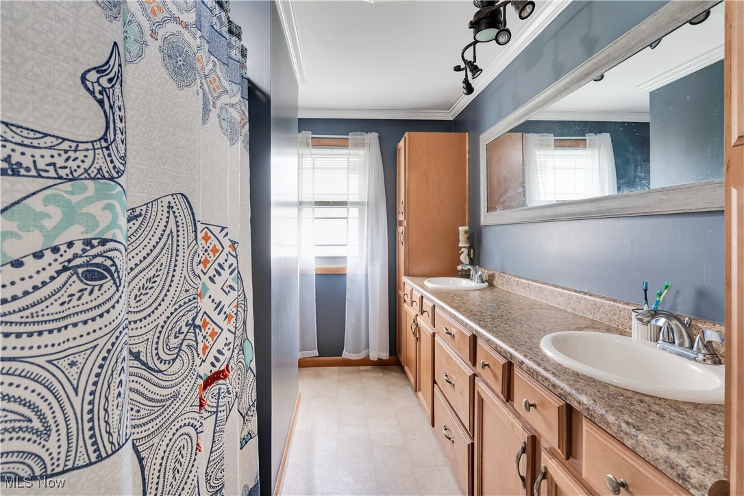 Hitchcock Woods - Residential