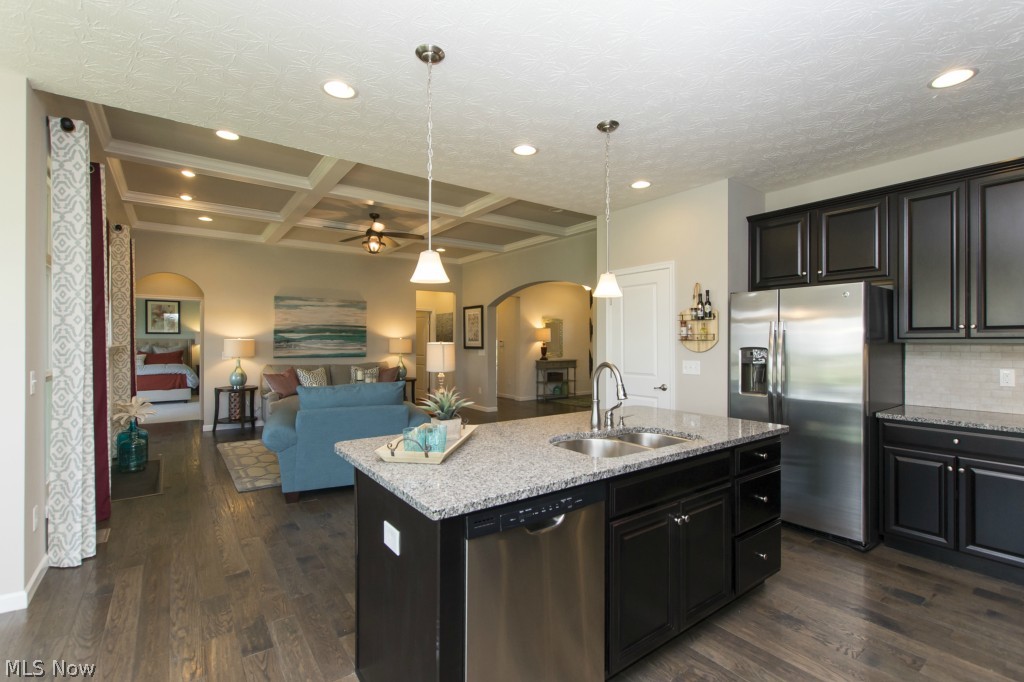 Tiberon Trace - Residential