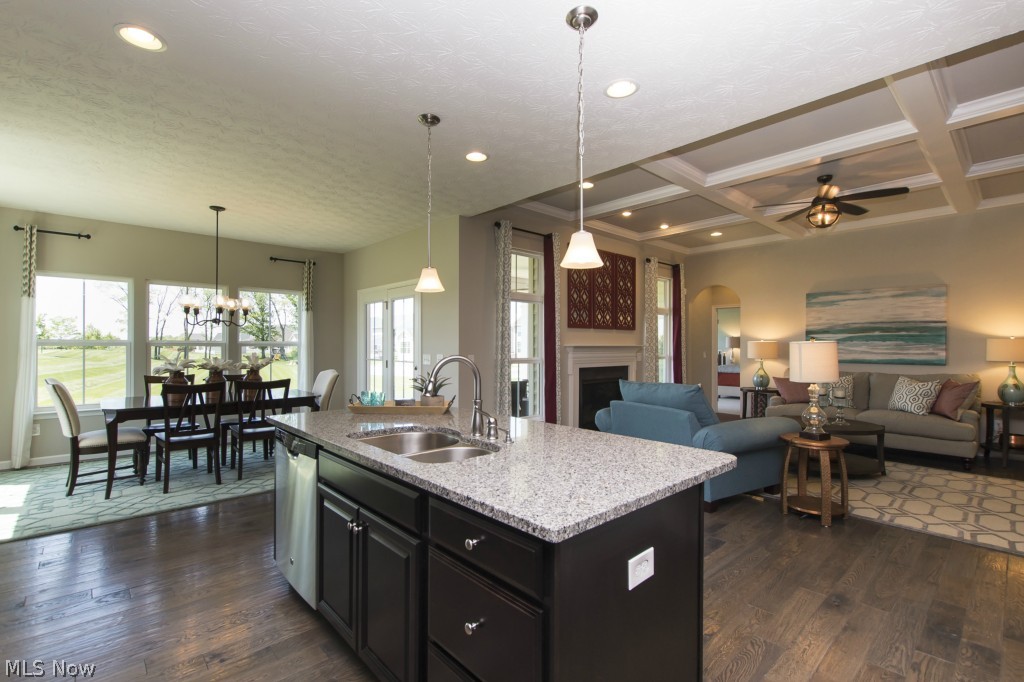 Tiberon Trace - Residential