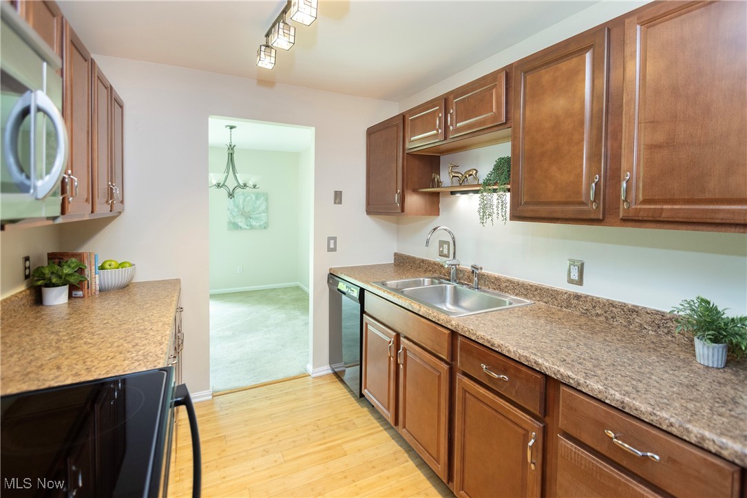 1851 King James Pkwy #113, Westlake, Ohio image 16