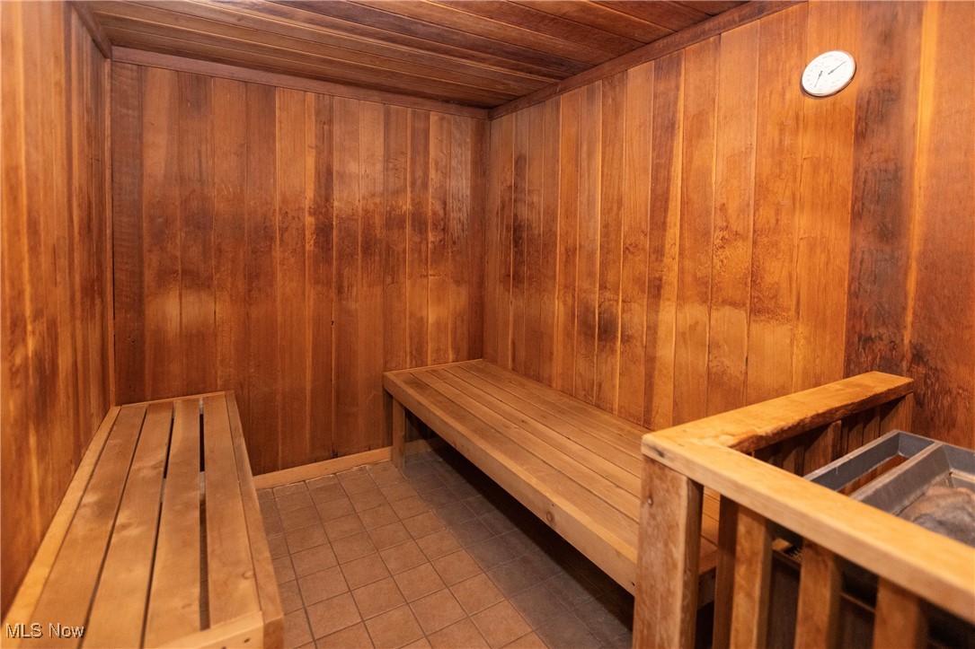 1851 King James Pkwy #113, Westlake, Ohio image 37