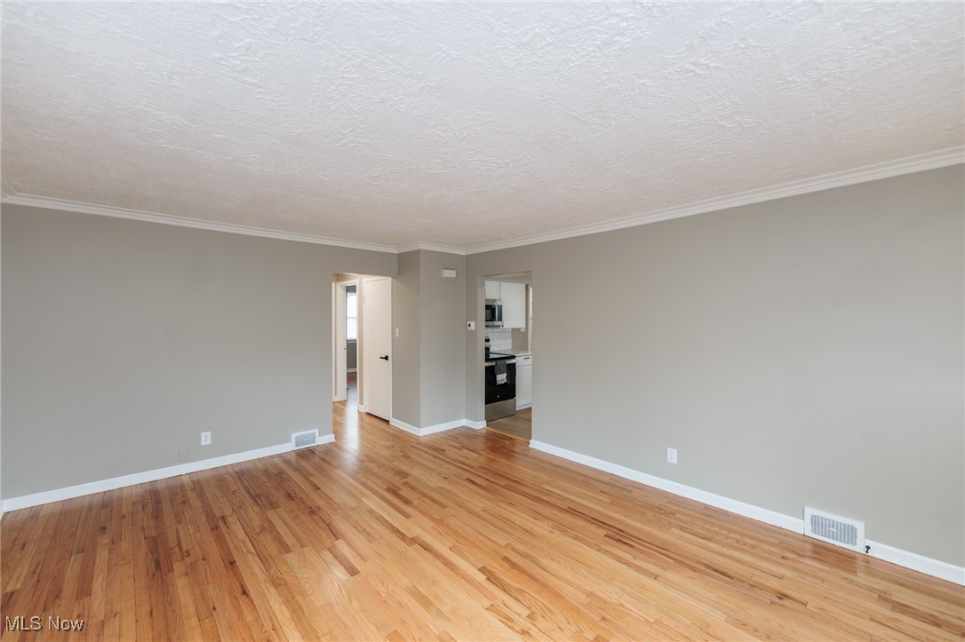 2370 10th Street, Cuyahoga Falls, Ohio image 3