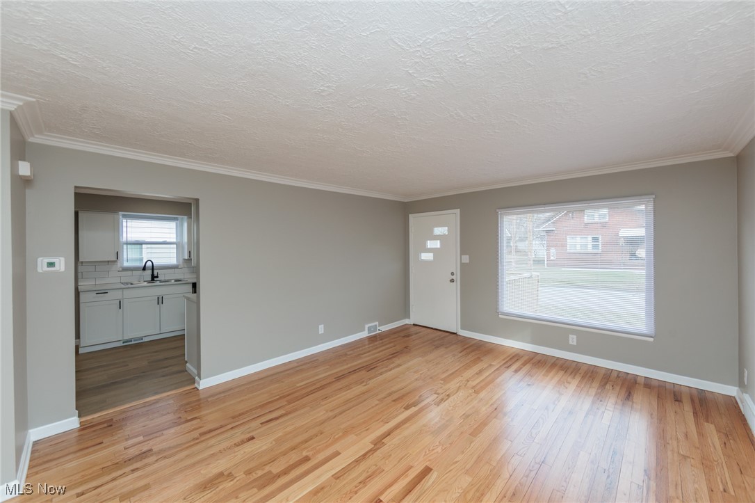 2370 10th Street, Cuyahoga Falls, Ohio image 6