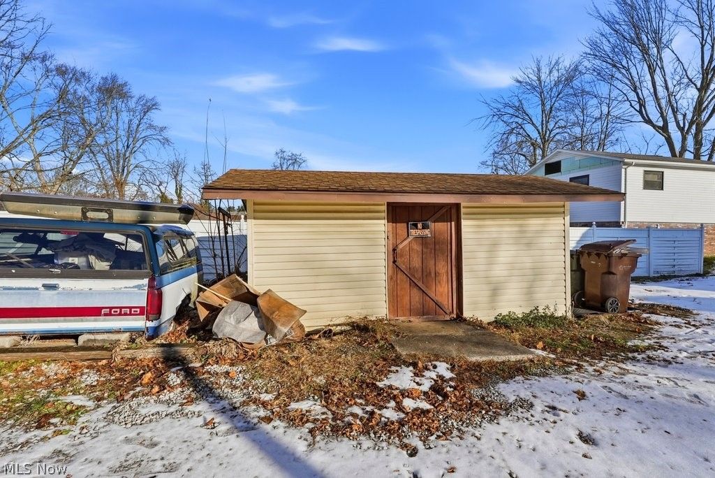 Photo of 448 Fritsch Avenue, Akron, OH 44312 (MLS # 5200700)