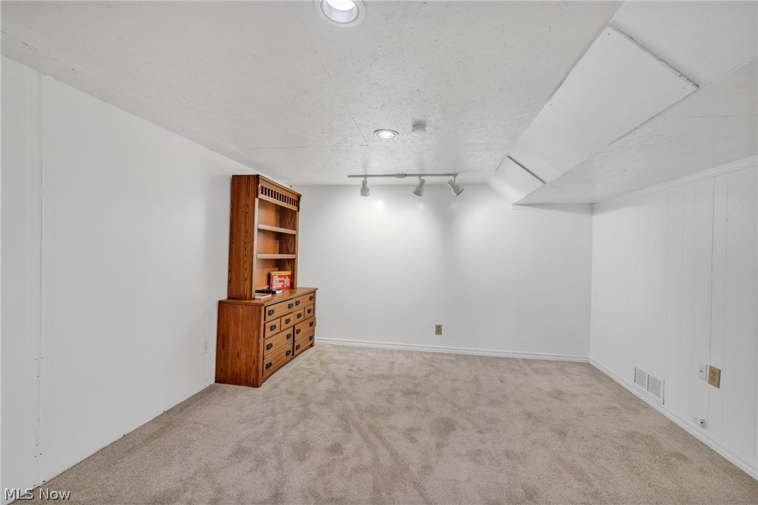 Robert F Wenning 01 - Residential