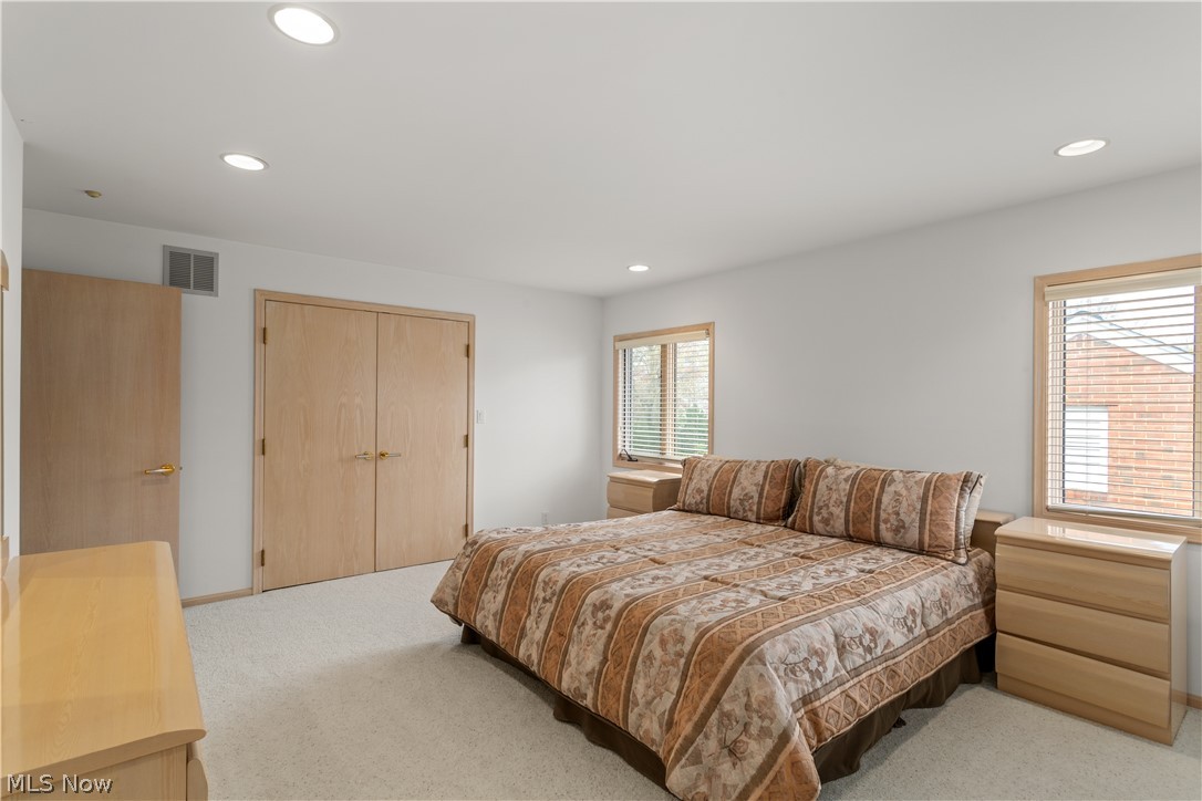 University Pkwy Resub 01 - Residential