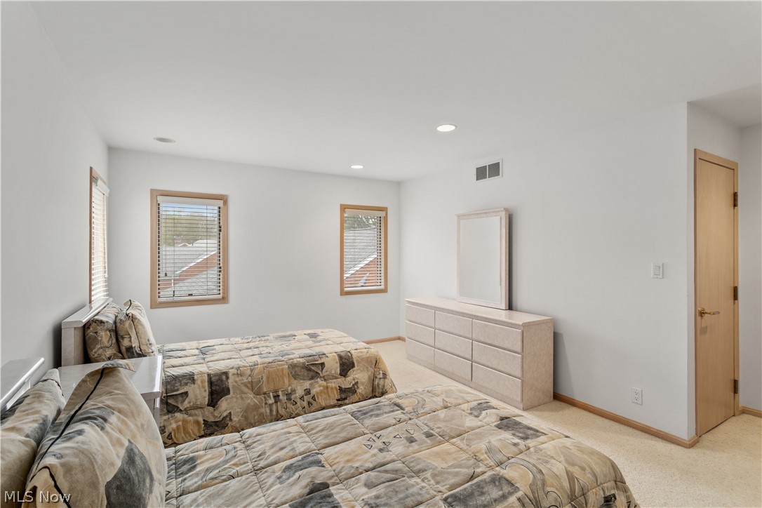 University Pkwy Resub 01 - Residential